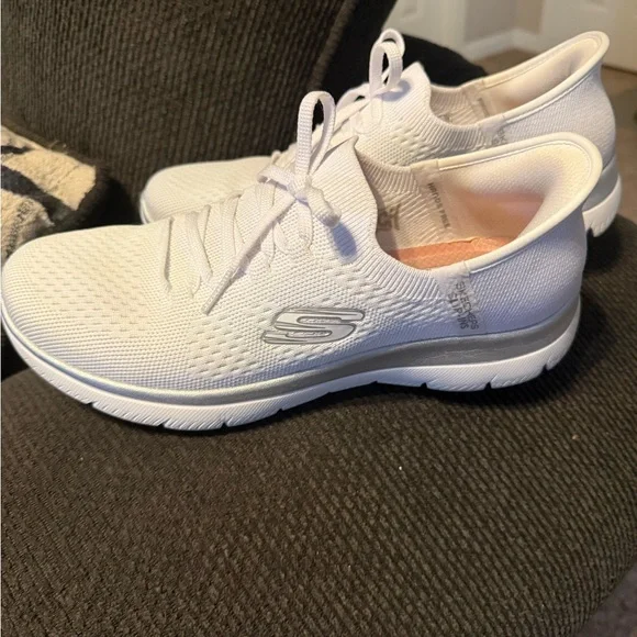 Skechers Summits Slip-Ins Sneakers in White - Picture 8 of 10